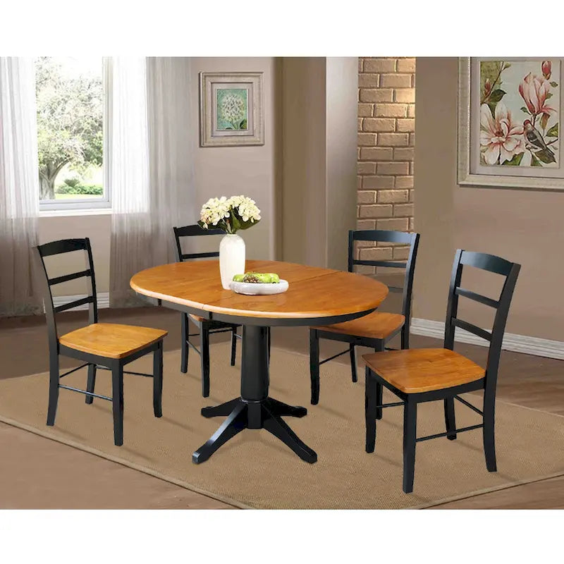 36 Round Extension Dining Table With 4 Madrid Chairs